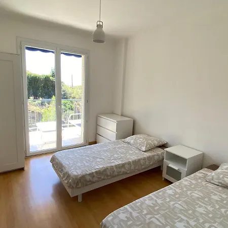 Apartment Palais Robert